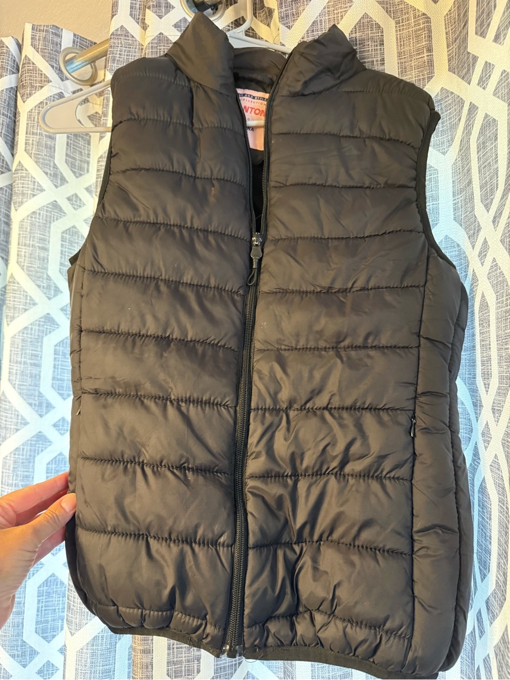 Women's Quilted Hooded Puffer Vest - Black
